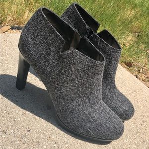 Kelly & Katie platform booties